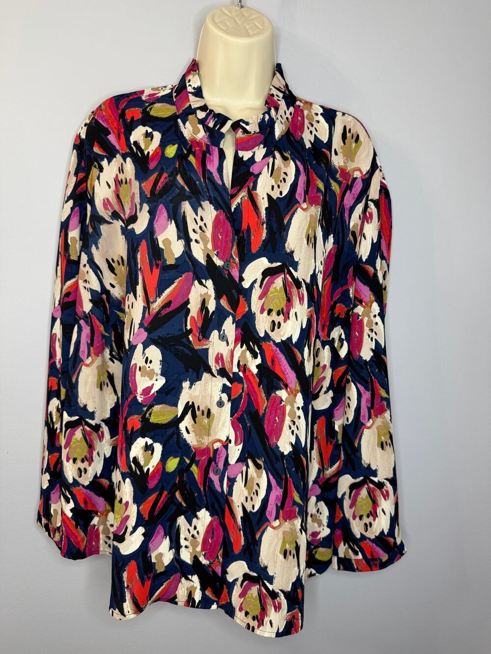 NIC+ZOE Zappy Blooms Floral Long Sleeve Button V Neck Blouse Top Women's 2X